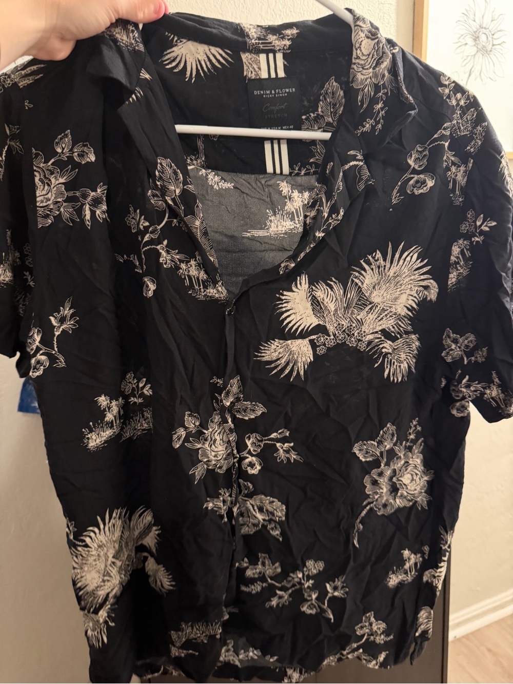 Denim & Flower Black and Cream Floral Short-Sleeve Button Shirt